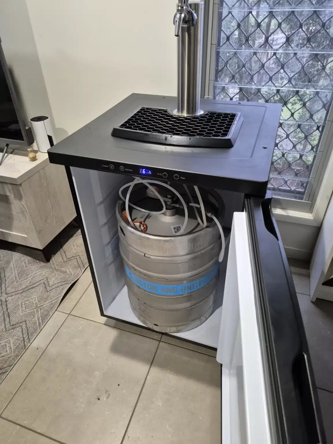 Off Tap Home Bar Noir